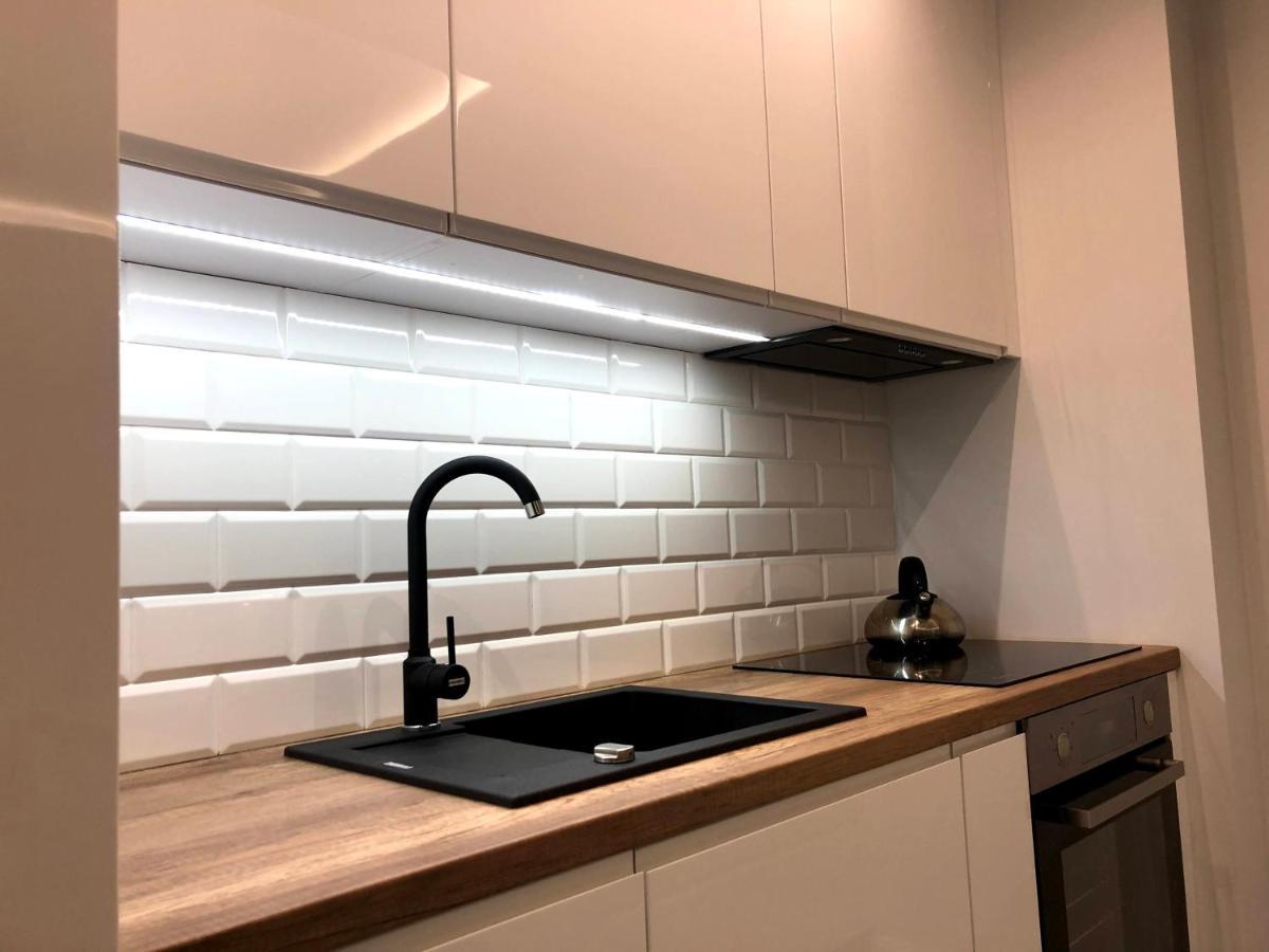 Downtown Apartment Торунь Екстер'єр фото