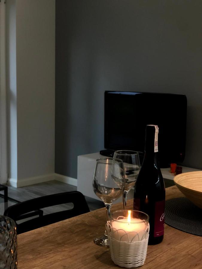 Downtown Apartment Торунь Екстер'єр фото