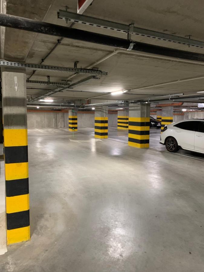 Downtown Apartment Торунь Екстер'єр фото